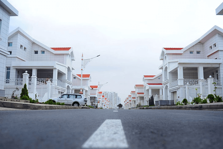 Real Estate Neighborhood